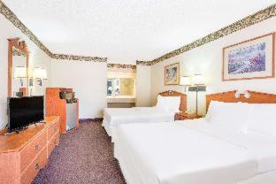 Marshall Hotel | Days Inn & Suites by Wyndham Marshall