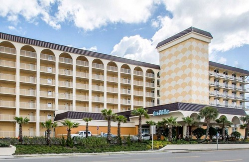 Ormond Shores Villa | Daytona 500 Weekend Feb. 13-18, 2020 ~ 2 BR/1 Bath Oceanfront Villa