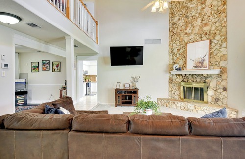 Daytona Beach House | Daytona Beach Oasis with Game Room & Private Pool!