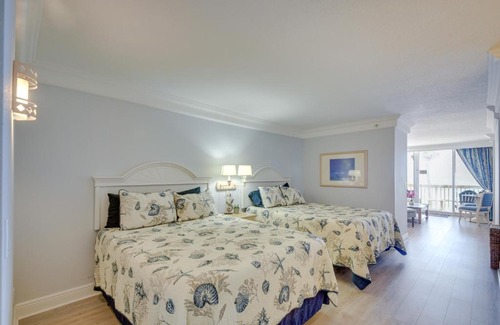 Ortona Park Apartment | Daytona Beach Studio Condo with Ocean Views!
