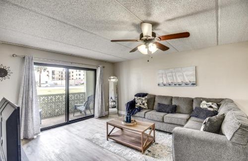 Ocean View Halifax Estates Apartment | Daytona Condo with Community Pool, Walk to Beach!