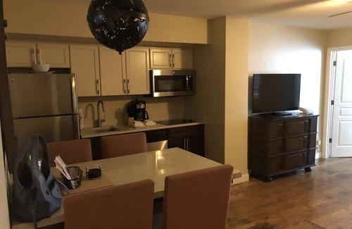 Ormond Shores Resort | Daytona, Ormond Beach Resort 2BR Oceanfront, Great Location