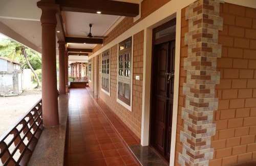 Alappuzha Bed & Breakfast | Dazzle Dew