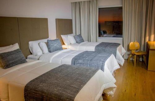 Asuncion Hotel | Dazzler by Wyndham Asuncion
