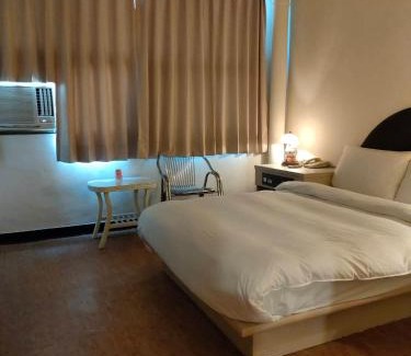 Central District Hotel | DC Hotel