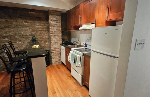 Reed-Cooke Bed & Breakfast | DC Playhouse Charming 2-bedroom bed & breakfast in lovely Georgetown Washington