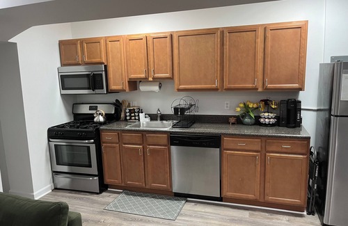 Brightwood Park Apartment | DC Tranquil 2BR w/Laundry, Parking & Dishwasher