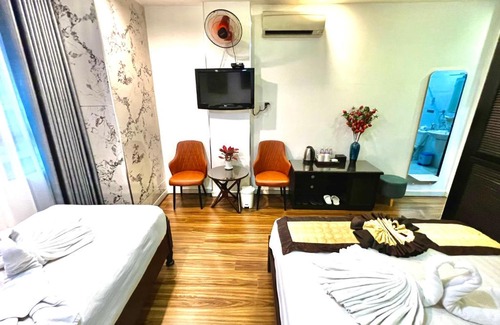 Downtown Ho Chi Minh City Hotel | DDA Hotel District 1- Bùi Viện-Đề Thám Walking Street