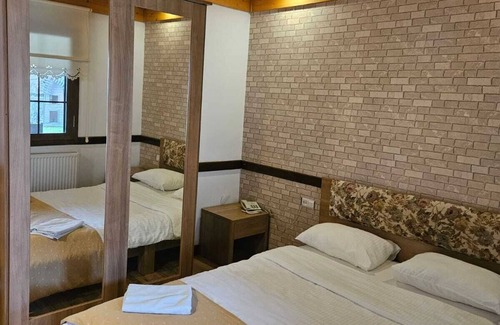 Golcuk Hotel | DEĞİRMENBAŞI OTEL & RESTORAN