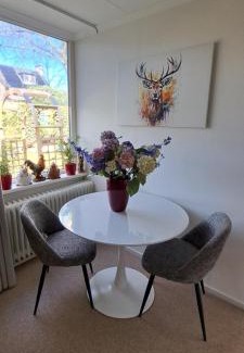 Abshoven Bed & Breakfast | De beukenboom Bed and Breakfast