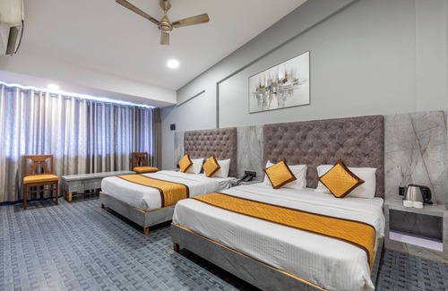 Juhu House | De Classico Hotel - Lokhandwala