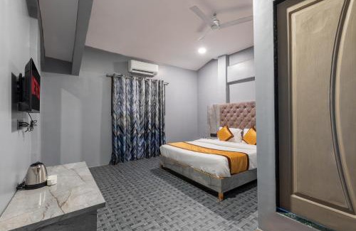 Lokhandwala Complex House | De Classico Hotel -Lokhandwala