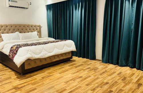 Rajbagh Hotel | De Elaaf (The Luxury Stay)