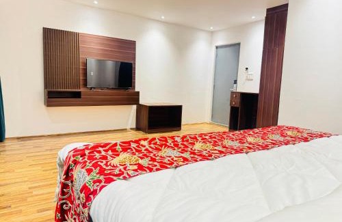 Rajbagh Hotel | De Elaaf (The Luxury Stay)