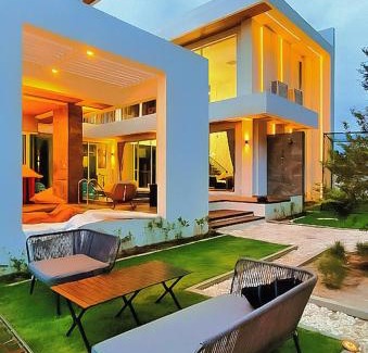 Kao Yai Villa | De Flourishing Hill Escape, Cha Am
