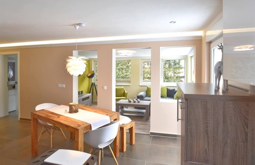 Guentersberge House | Forest-Fringed Comfort