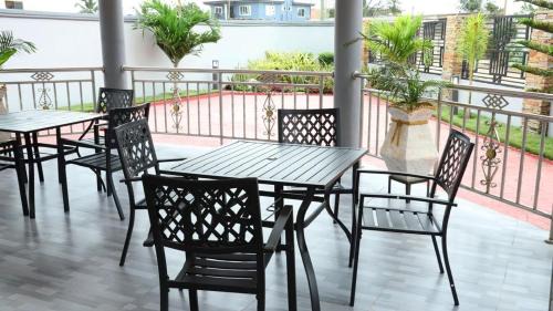 Accra Apartment | De GraceManuel Terrace