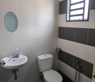 Batu Gajah House | De' Jamboree Homestay