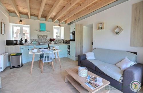 Ploumilliau House | De kergomar