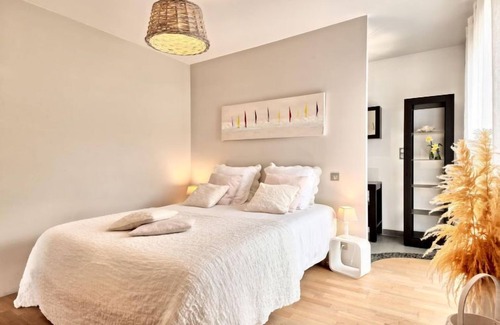 Langueux House | De La Baie by Interhome