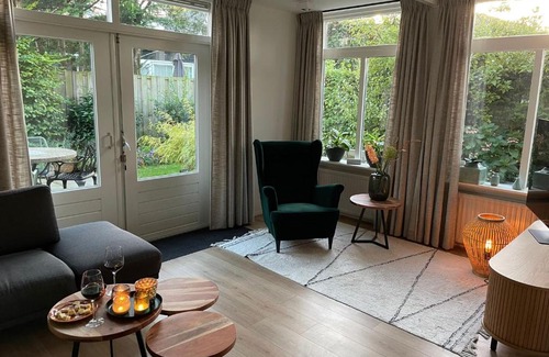 Bergen House | De Lijster