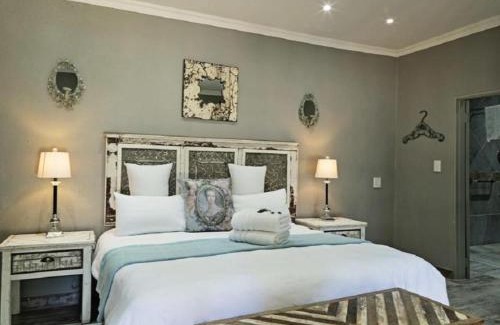 Piet Retief House | De Loft Guesthouse