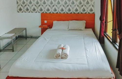 Sidoarjo Hotel | De Luck Homestay Syariah near Alun Alun Sidoarjo