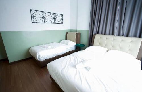 Malacca City Apartment | de-Nyony - free water park tickets T&C apply