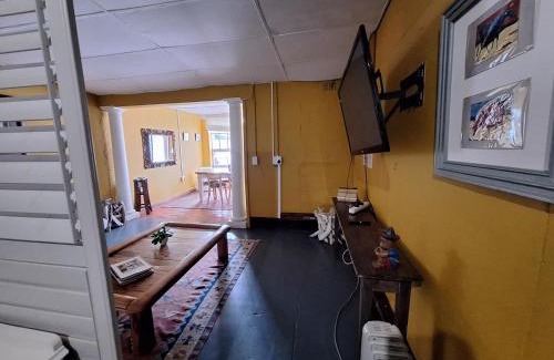 Stellenbosch Apartment | De Oude Schuur