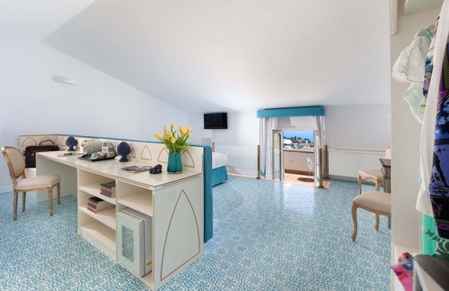 Scala Bed & Breakfast | De Pando Panoramic Suites 1086