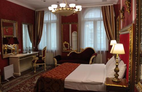 Besarabka Hotel | De Paris Hotel