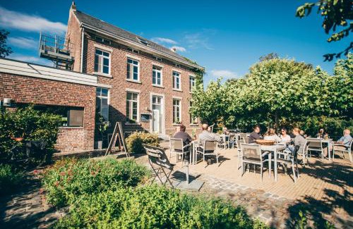 Gors-Opleeuw Hotel | De Pastorie