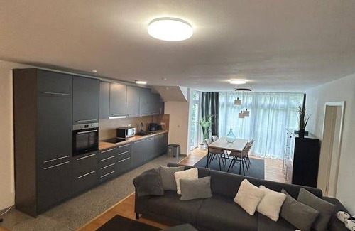 Thalkirchen Apartment | 150 m² Apartment ∙ 4 bedrooms ∙ 1 guest