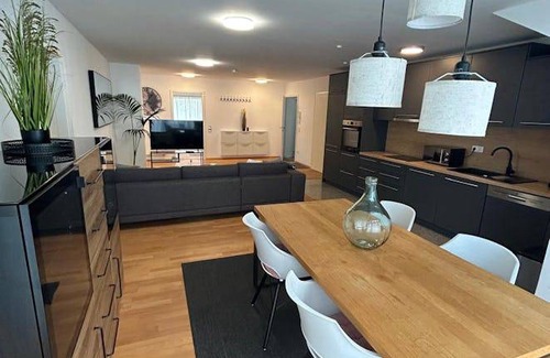 Thalkirchen Apartment | 150 m² Apartment ∙ 4 bedrooms ∙ 1 guest