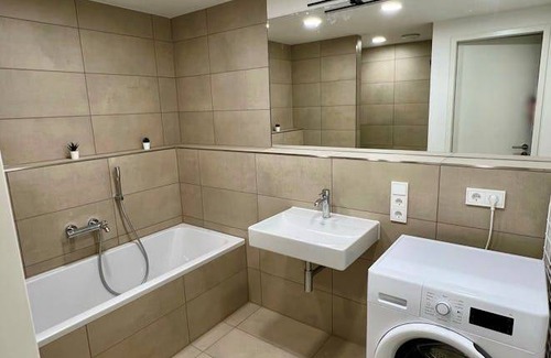 Thalkirchen Resort | 95 m² Private room ∙ 1 bedroom ∙ 4 guests