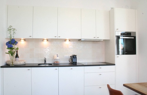 De Haan Apartment | De Torre 1 - luxury 1-bedroom apartment in iconic building