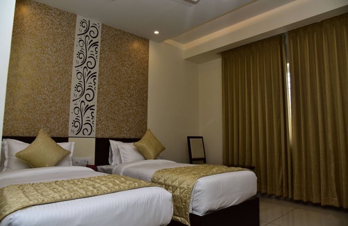 Brookefield Hotel | De Venetian by TGI