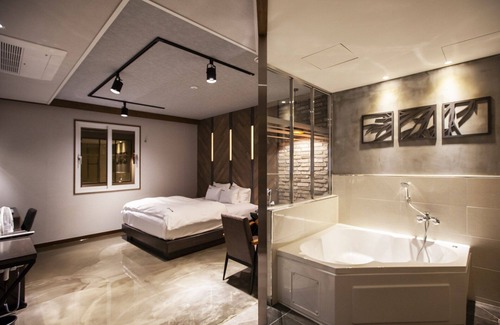 Hollim Hotel | Deagu Seongseo Hotel KIM