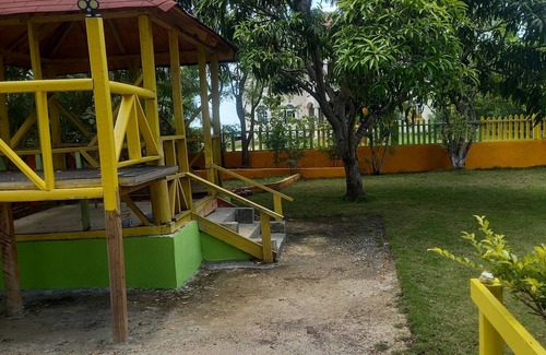 Lacovia Cottage | Deano's Cottages