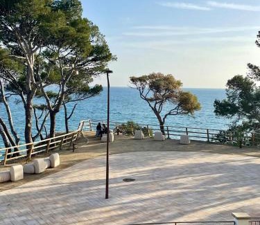 Miami Platja Apartment | Deauville Miami platja