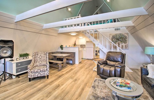 Lake Hamilton Cabin | Deck, Boat Slip + Views: Lake Hamilton Cabin!