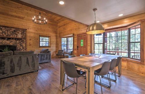 Pine House | Deck, Games and Fire Pit Modern Pine Cabin!