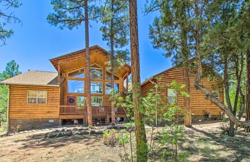 Sierra Pines House | Deck, Grill and Fire Pit Spacious Show Low Hideaway