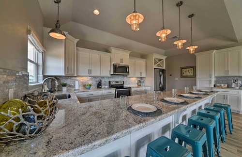 Crystal Beach House | Deck & Ocean Views: Home in Crystal Beach!