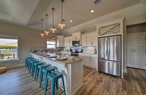 Crystal Beach House | Deck & Ocean Views: Home in Crystal Beach!