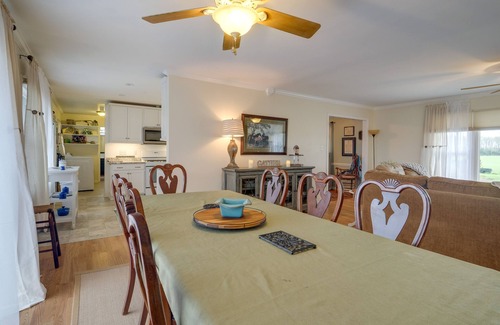 Bealeton House | Deck & Pasture Views! Bealeton Farmhouse Escape