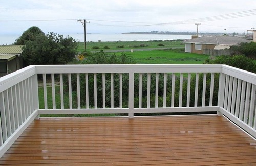 Middleton House | Decked Out Middleton - Ocean Views-Family Holidays