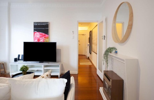Bellevue Hill Apartment | Deco Amour, Bellevue Hill Isyd