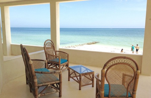 Chelem Condo | Deco Beach - Villa #3- Beach with Style!
