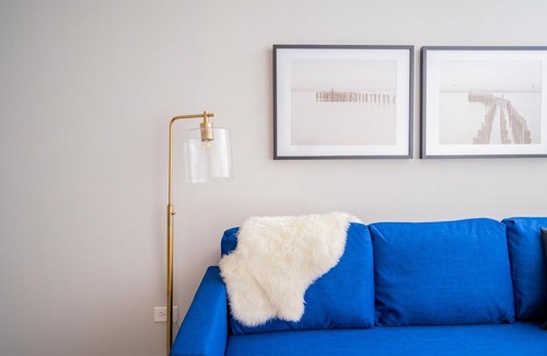 Lake View East Apartment | DECOM Comfy and Complete Studio Apt near Boystown - Oakdale 317 rep